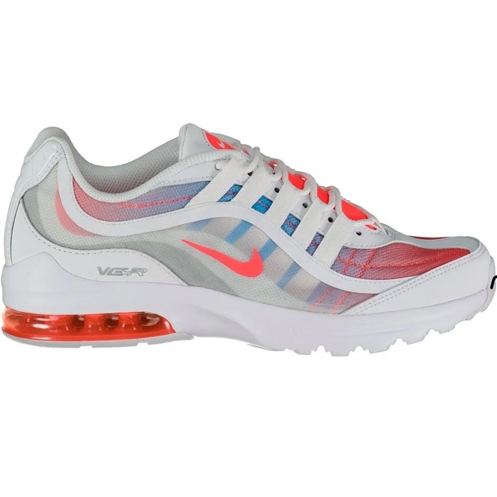 Nike women sneakers  Flash Crimson low top ,  Air Max VG-R. size 9.5m